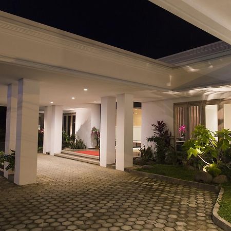 Gm253 Hotel Jembel Kültér fotó